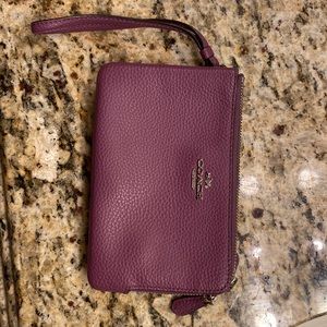 Coach wristlet wallet
